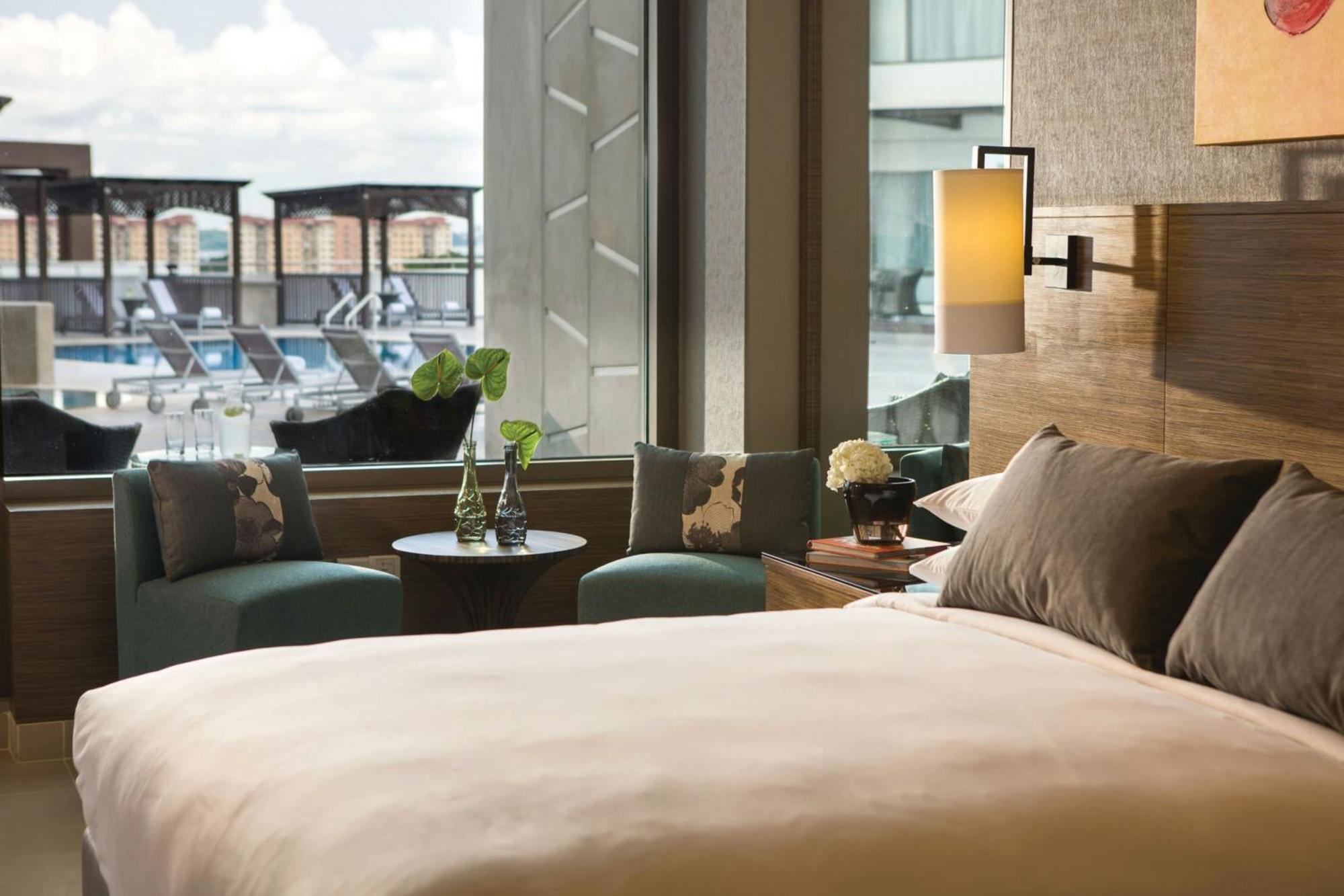 Renaissance Johor Bahru Hotel Exterior photo Deluxe Room