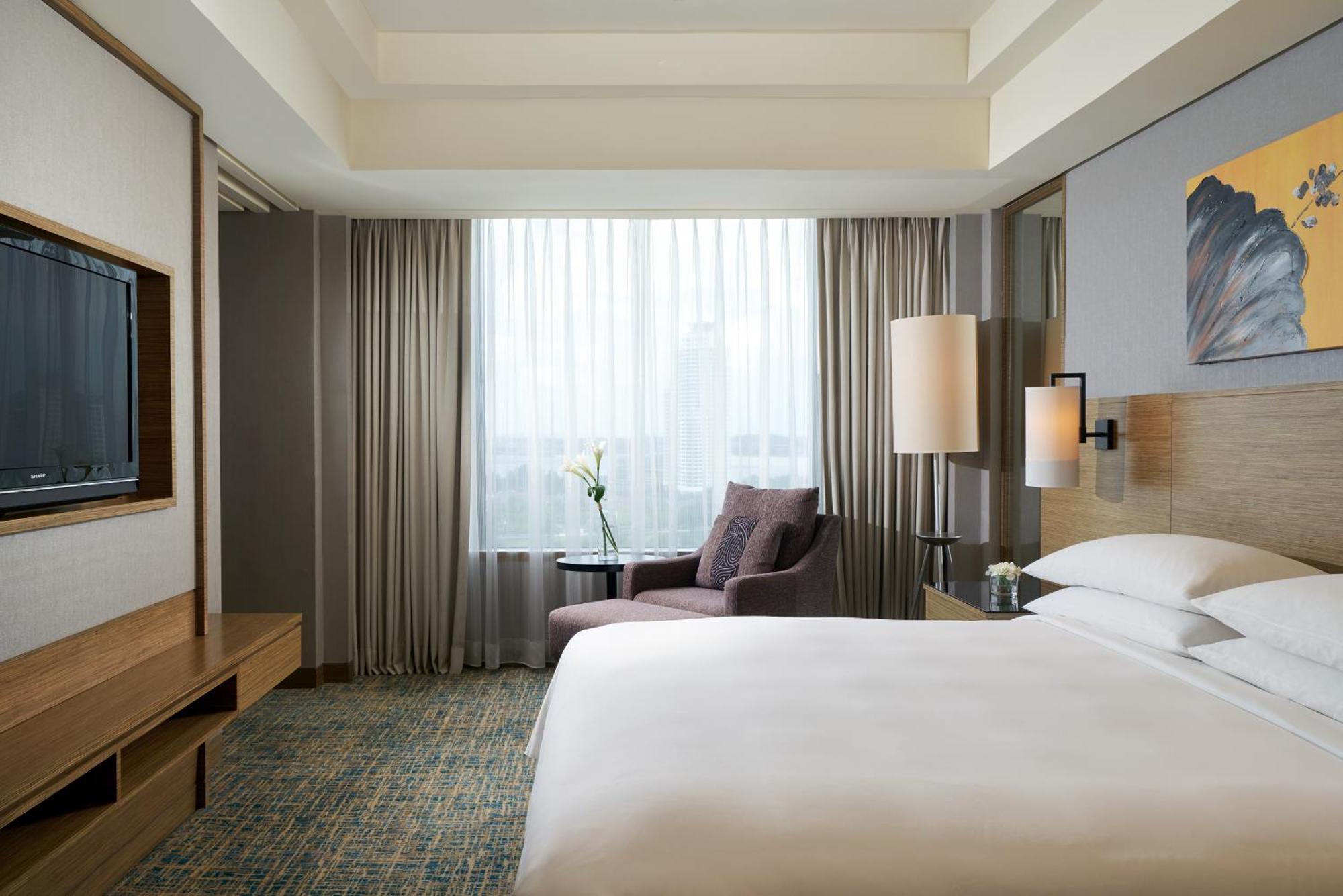 Renaissance Johor Bahru Hotel Exterior photo