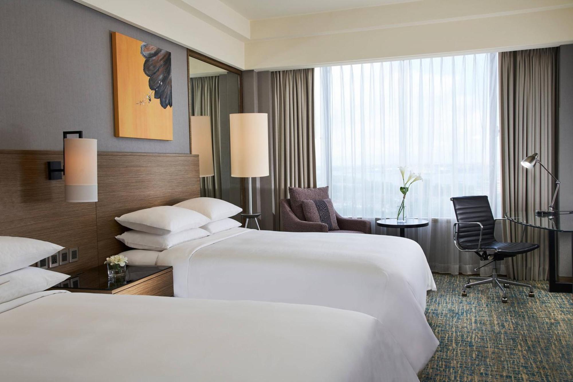 Renaissance Johor Bahru Hotel Exterior photo Deluxe Room