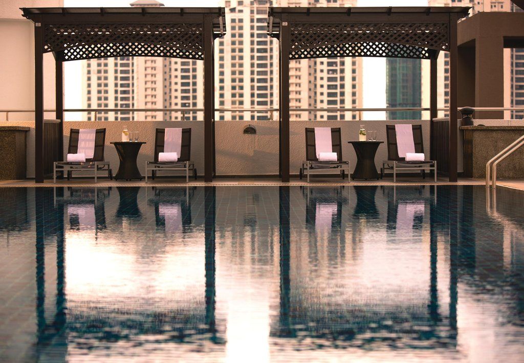 Renaissance Johor Bahru Hotel Exterior photo The pool at the hotel